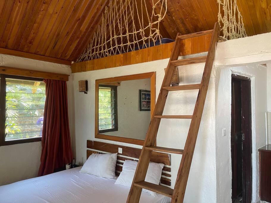 Sweta Takawiri Island Cottage エクステリア 写真